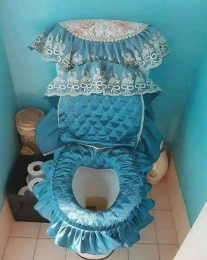 Aquaman’s Bathroom