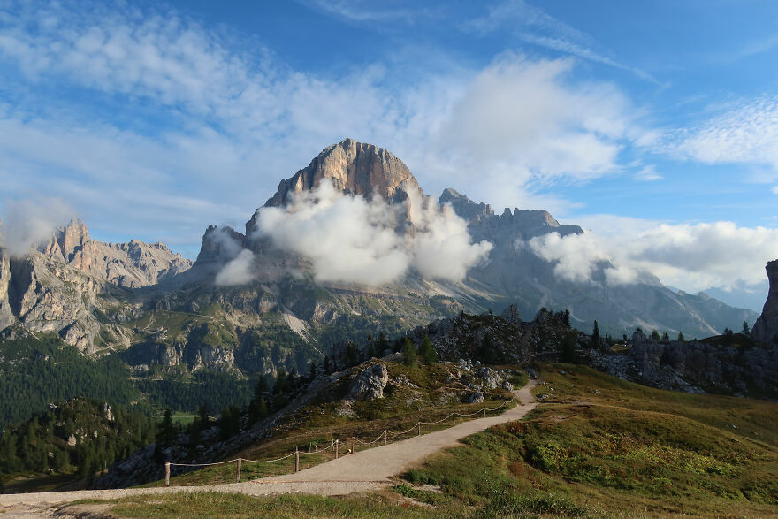 We Hiked The Italian Dolomitic Alps In 6 Days (31 Pics)