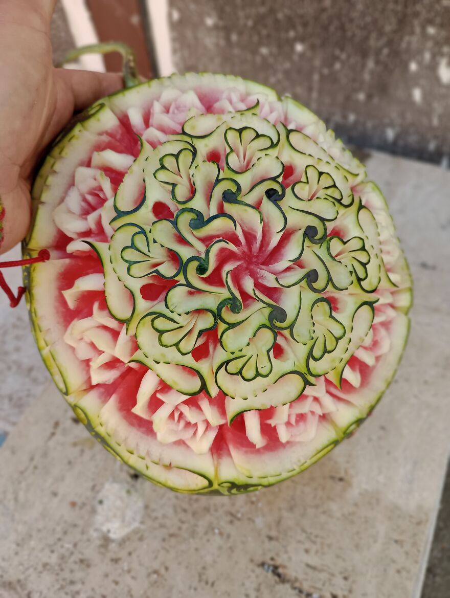 I Carved Watermelons That Shouldn't Be Eaten (13 Pics)