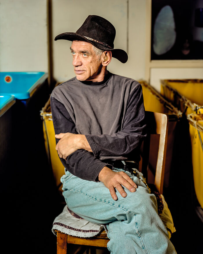 I Took Portraits Of People That Have Been Betrayed By Their Minds, And In Many Cases, Their Bodies (12 Pics)