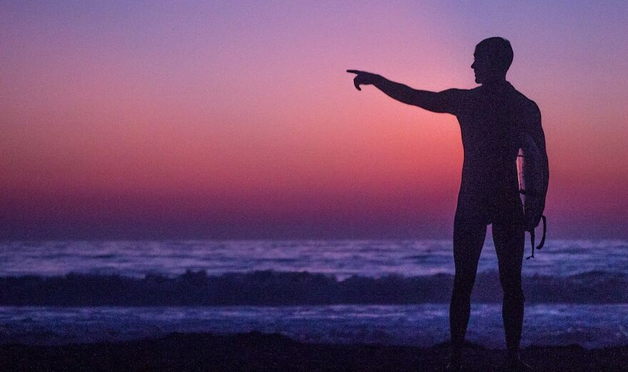 Low Light, Took A Chance.... A Little Grainy. But If This Ain't Socal; This Surfer At Least Is Pointing To Where Socal Is