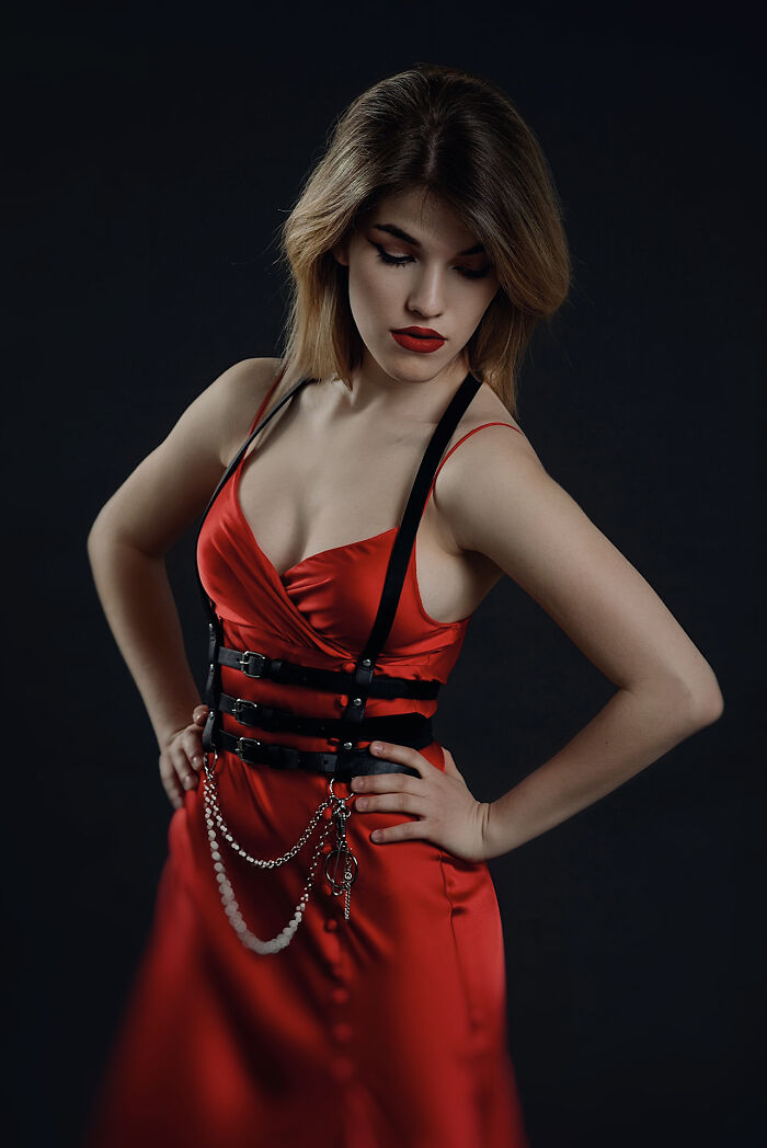 Self Discovery: A Photographic Project About Gender Identity (12 Pics)