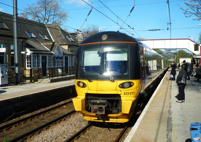 Guy Maliciously Complies After Company Demands He Take Economy-Class Plane Instead Of 1st-Class Train