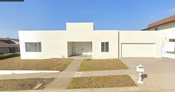 No Warmth, No Style, No Soul. This Is Not A Cheap Place To Live