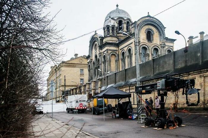 Stranger Things 4 Filming Crew Outside Of Lukiškės Prison (Lithuania)