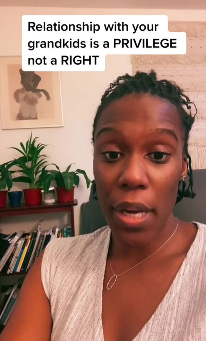 Parents Call Out &ldquo;Boomer Grandparents&rdquo; Who Overstep Boundaries, Explaining The Toxicity Of The Whole Dynamic