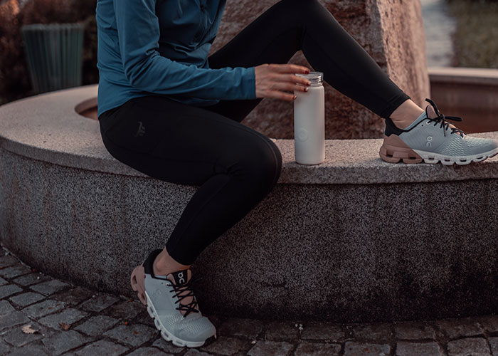 29 Changes In Clothing Fashion That Made Stealing Easier Or Harder, As Shared By Former Pickpockets And Magicians Online