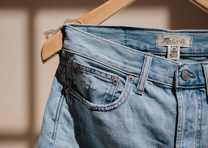 29 Changes In Clothing Fashion That Made Stealing Easier Or Harder, As Shared By Former Pickpockets And Magicians Online