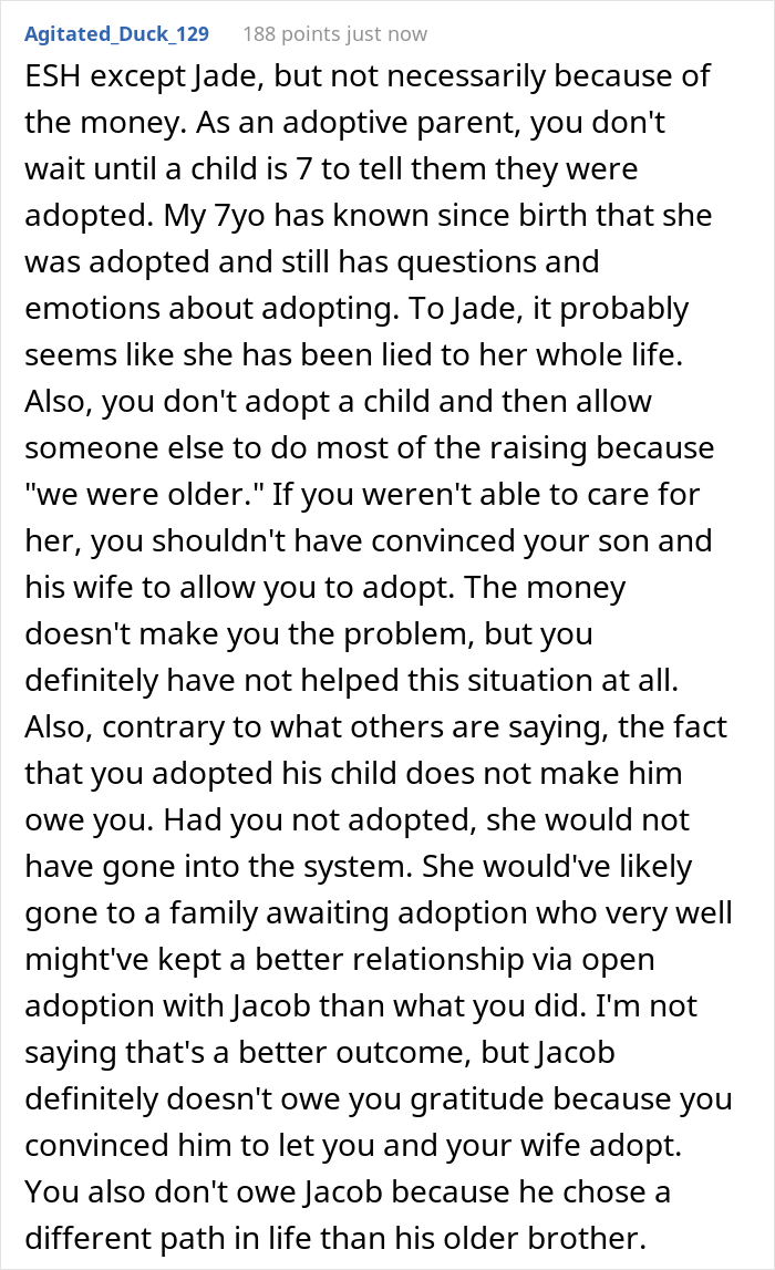 Guy Found Out That Dad Is Planning To Pay For His Brother’s Wedding, Said He Won’t Talk To Him Because He Refused To Fund His Guy Found Out That Dad Is Planning To Pay For His Brother’s Wedding, Said He Won’t Talk To Him Because He Refused To Fund His
