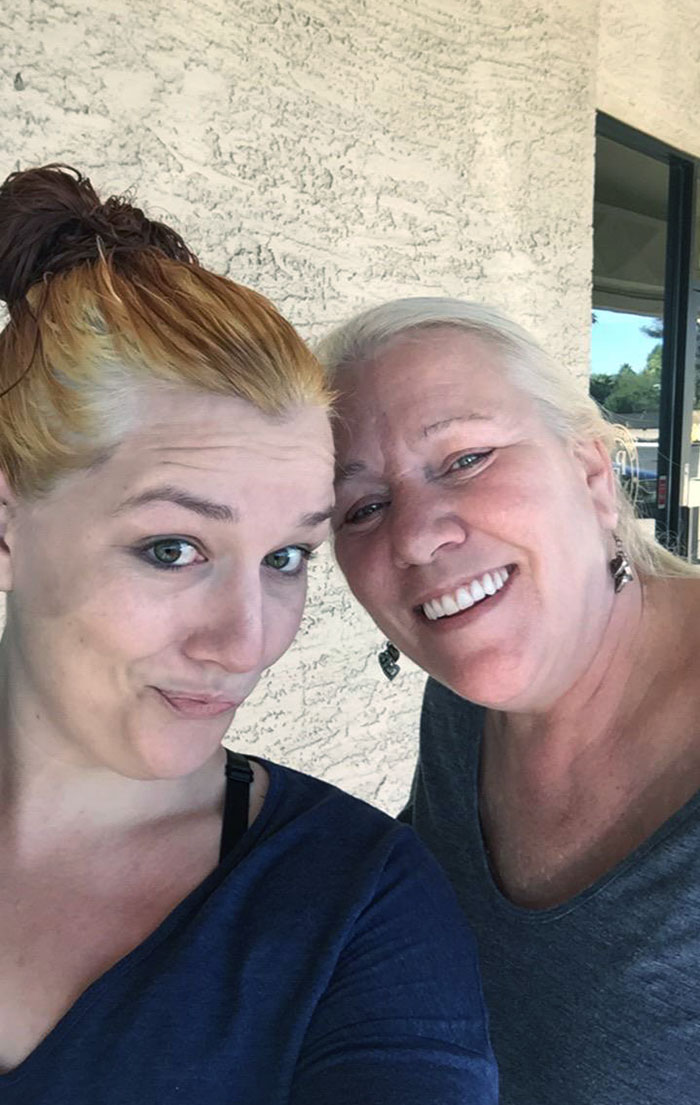 I Literally Went To A Professional Hair Salon For This Disaster. I Just Wanted To Go Blonde. Had To Dye It Brown The Next Day