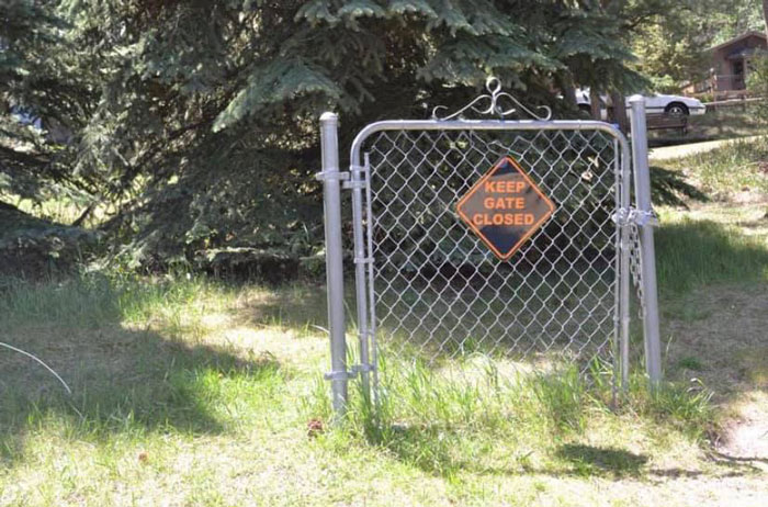 Funny-Weird-Sign-Pics