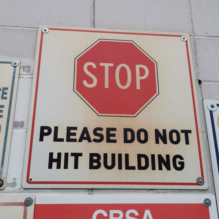 Funny-Weird-Sign-Pics