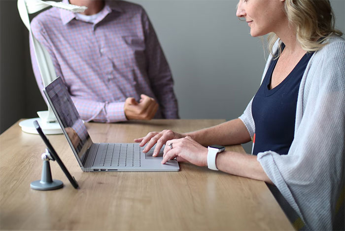 Recruiters Reveal How Job Candidates Instantly Lost Any Chances Of Getting The Job (30 Answers)