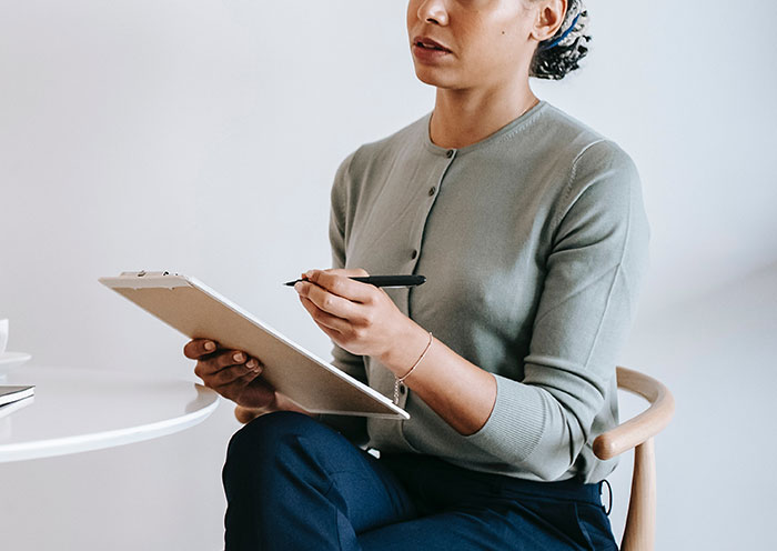 Recruiters Reveal How Job Candidates Instantly Lost Any Chances Of Getting The Job (30 Answers)