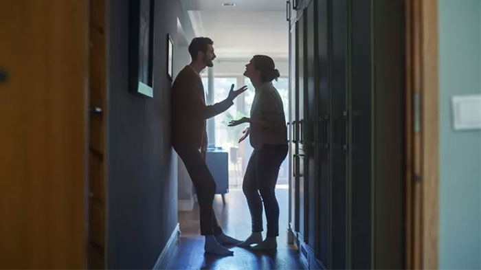 Wife Is 100% Against Her Husband’s Idea To Make Her Sister A Surrogate 'The Traditional Way,' Gets Upset When He Pushes Her To Agree Wife Is 100% Against Her Husband’s Idea To Make Her Sister A Surrogate 'The Traditional Way,' Gets Upset When He Pushes Her To Agree