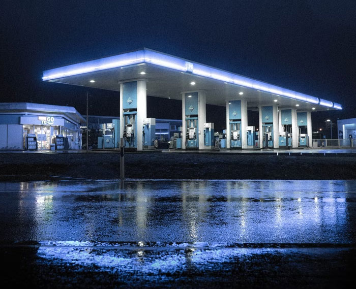 "I Don't Get Paid Enough For This": 35 People Are Sharing The Moment They Understood They Were Being Exploited