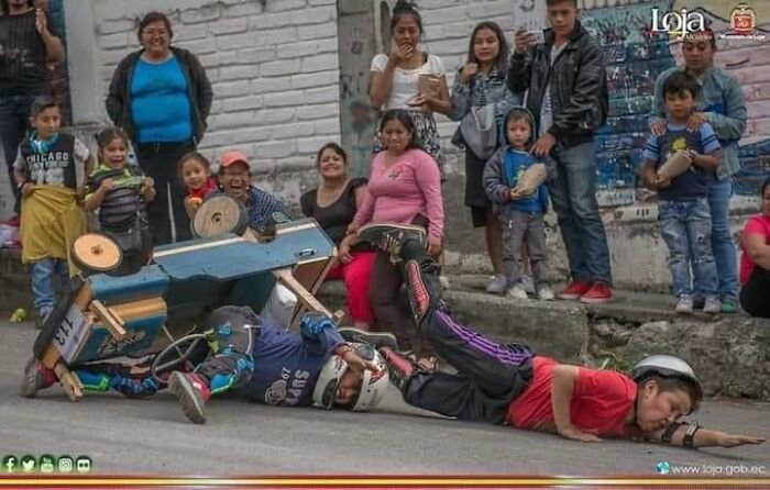 Images-With-A-Lot-Of-Stuff-Going-On