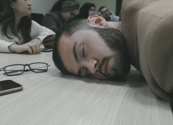 40 Times People Witnessed Their Incompetent Coworkers Make Such Dumb Mistakes, They Could Never Forget Them