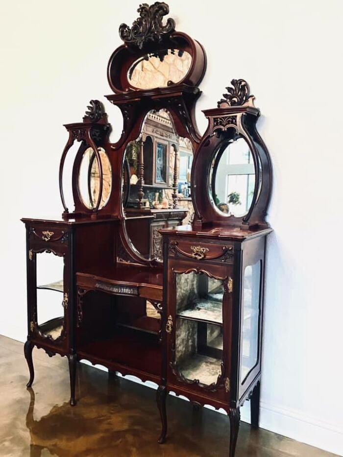 My Husband Was Pretty Much Paid $40 To Remove This From Someone’s Home