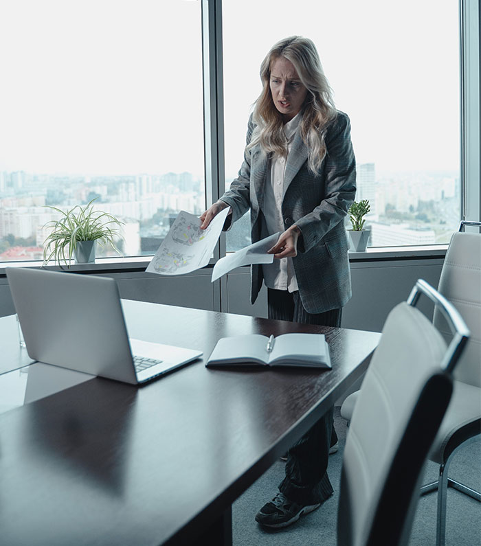 You Want To Extort Money From My Business? You Are Being An As***le Landlord? I Will Play By The Rules, No Worry