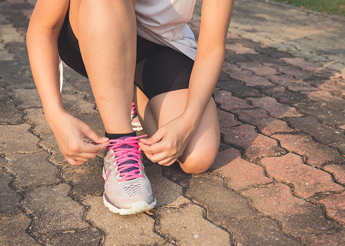 Man Asks The Internet If He Overreacted After His Brother Repeatedly Body-Shamed His Wife