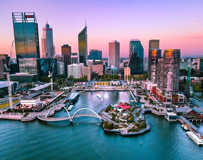 "Australia Is Wider Than The Moon": 35 Mind-Blowing Geography Facts They Never Taught You In School