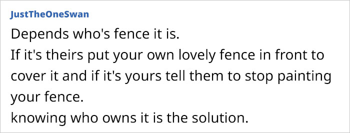Person Says Their Side Of The Fence Looks Awful After Neighbor Painted Only Theirs Person Says Their Side Of The Fence Looks Awful After Neighbor Painted Only Theirs