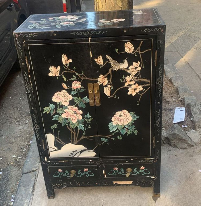 Cute! W72 Between Amsterdam And Broadway