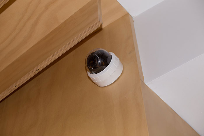 First-Time Mom Catches Babysitter Napping On Duty On A Hidden Camera, People Aren't Sure Who's In The Wrong