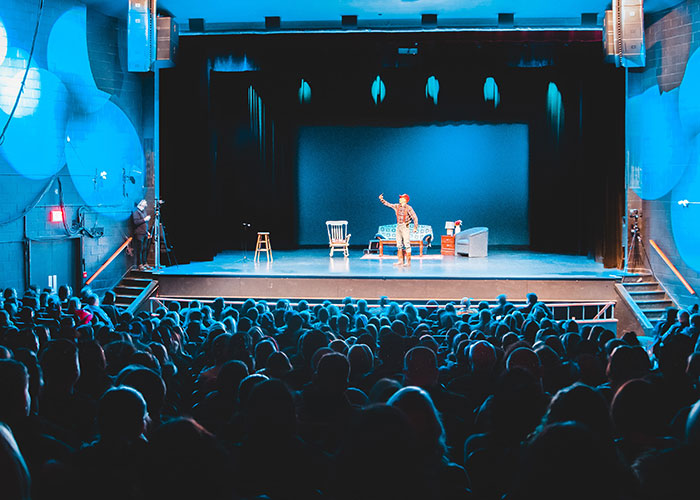 30 Careers That Seem Great But Are Actually Horrible And Careers That Are Often Overlooked, As Shared In This Online Thread