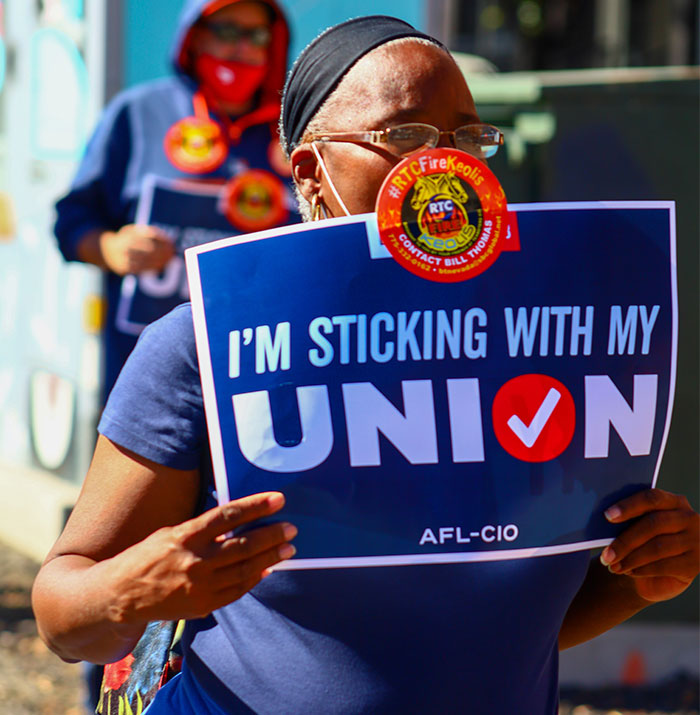 30 Careers That Seem Great But Are Actually Horrible And Careers That Are Often Overlooked, As Shared In This Online Thread