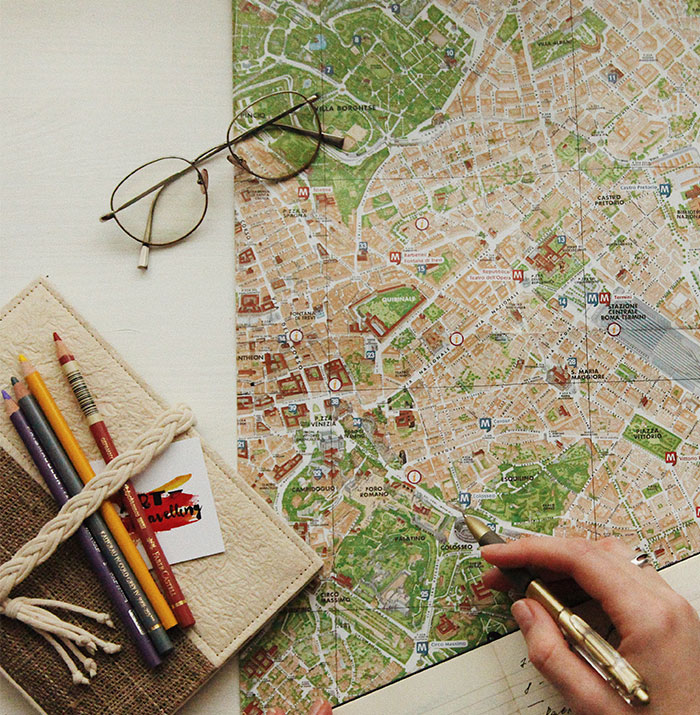 30 Careers That Seem Great But Are Actually Horrible And Careers That Are Often Overlooked, As Shared In This Online Thread