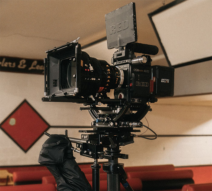 “You Eat Them Raw?”: 30 Shocking And Surprising Lifestyle Differences People Learned About After Visiting Someone Else’s Home