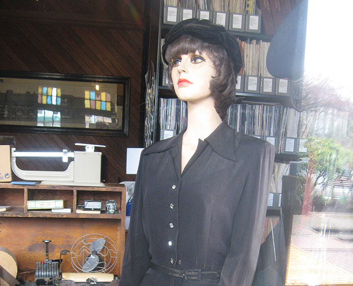 “You Eat Them Raw?”: 30 Shocking And Surprising Lifestyle Differences People Learned About After Visiting Someone Else’s Home