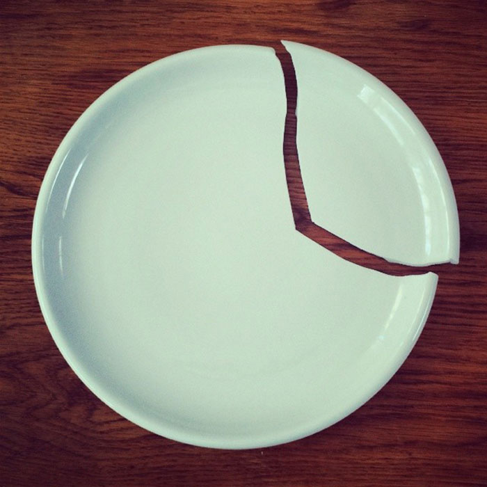 “You Eat Them Raw?”: 30 Shocking And Surprising Lifestyle Differences People Learned About After Visiting Someone Else’s Home