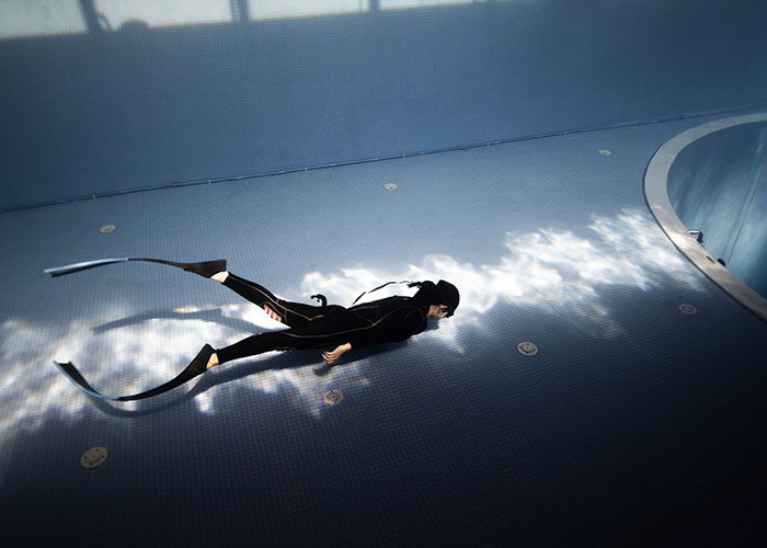 "Poor People Don't Know How It Works": 30 Wild Activities That Only The Filthy Rich Could Even Think Of