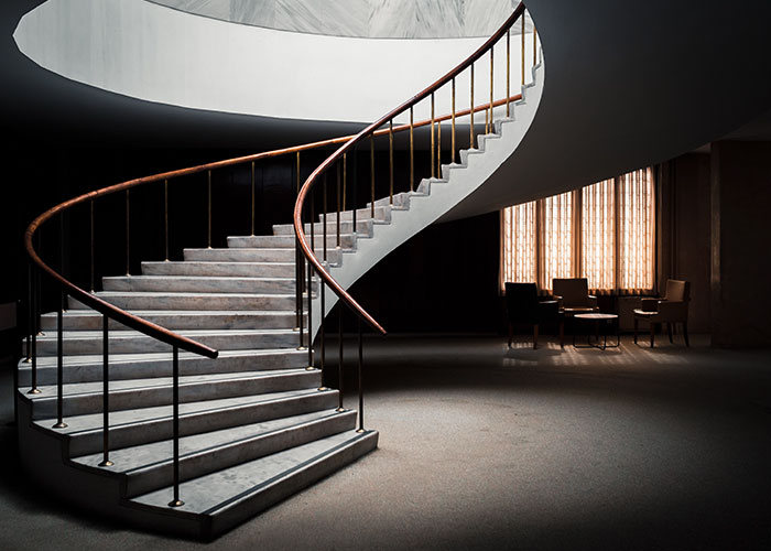 "Poor People Don't Know How It Works": 30 Wild Activities That Only The Filthy Rich Could Even Think Of