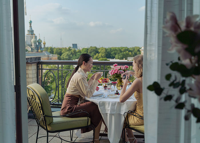 "Poor People Don't Know How It Works": 30 Wild Activities That Only The Filthy Rich Could Even Think Of