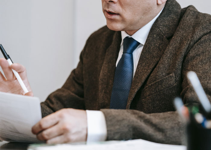 &ldquo;Am I The Jerk For Watching And Not Doing Anything While My Wife Was Being Kicked Out Of My Company?&rdquo;