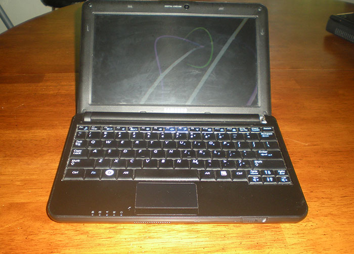 Someone Asks People To Share Stories About What The "Worst Roommate Ever" Did To Earn Their Title, 30 Deliver