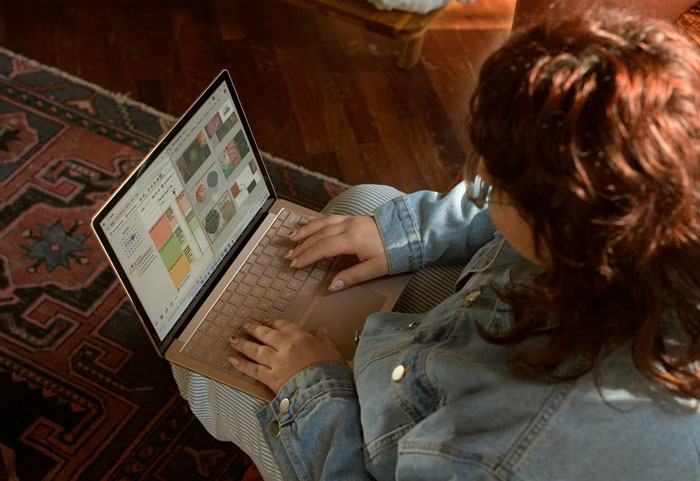 Someone Asks People To Share Stories About What The "Worst Roommate Ever" Did To Earn Their Title, 30 Deliver