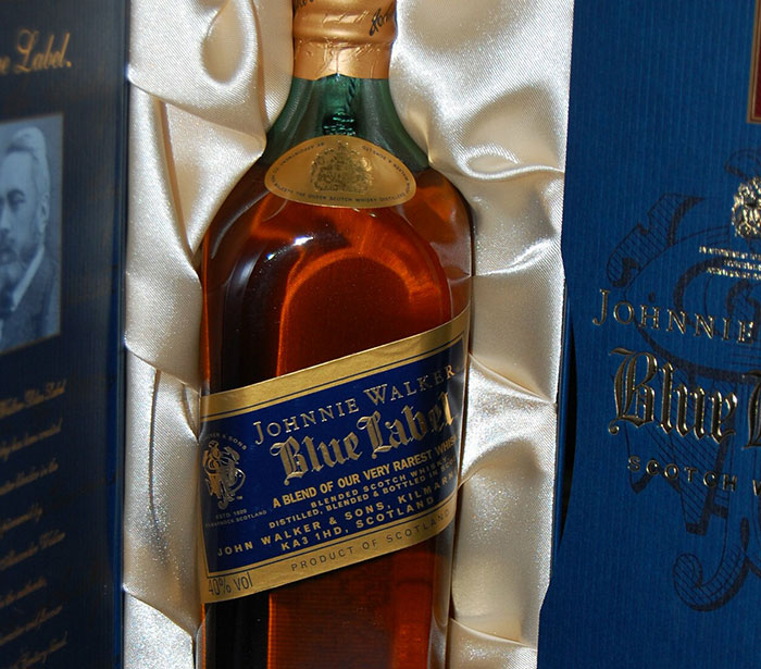 Someone Asks People To Share Stories About What The "Worst Roommate Ever" Did To Earn Their Title, 30 Deliver