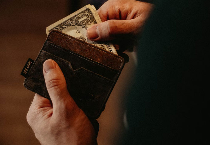 Someone Asks People To Share Stories About What The "Worst Roommate Ever" Did To Earn Their Title, 30 Deliver