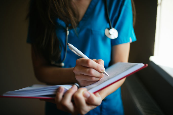 14 Employees Share Stories About Being Asked To Bring A Doctor&rsquo;s Note Resulting In Way More Time Off Than They Asked For