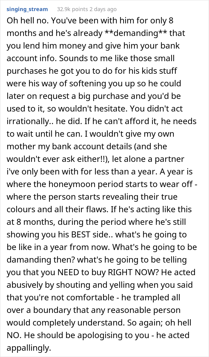 Woman Refuses To Let Her Boyfriend Have Her Bank Account Info To Buy His Son A Present, Relationship Drama Ensues