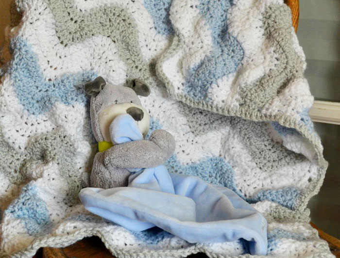 Family Drama Arises As Ex's New Girlfriend Throws Out 3 Y.O. Step-Son's Homemade Blanket, Mom Sets Her Straight By Complaining To In-Laws - 1