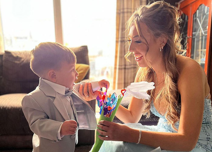 16-Year-Old Mom Goes Viral After Taking Her Toddler To Prom As Her Date - 2