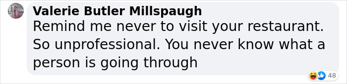 Karen Storms Into A Restaurant Demanding Her Sandwich Much Earlier, Destroys A $200 Sign After It's 1 Minute Late - 19