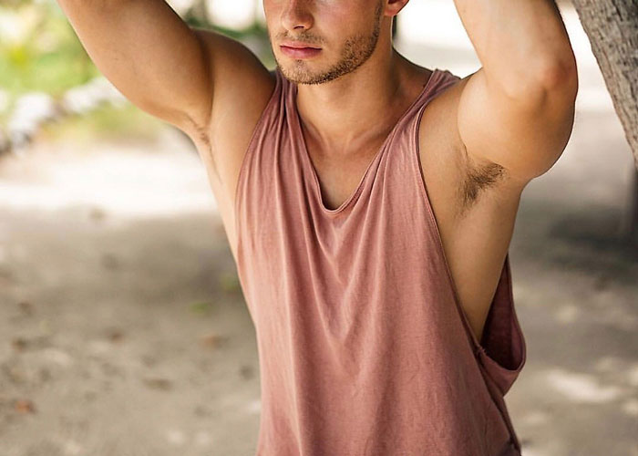 20 Mujeres revelan secretos que desearían contar a sus parejas pero que temen arruinar sus relaciones