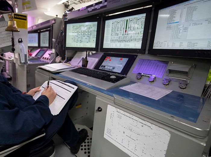 Boss Shows Up With Termination Letter In Hopes Of Worker Apologizing For “Bullying” His Colleague, He Signs The Papers And Takes The Whole Department Down - 13